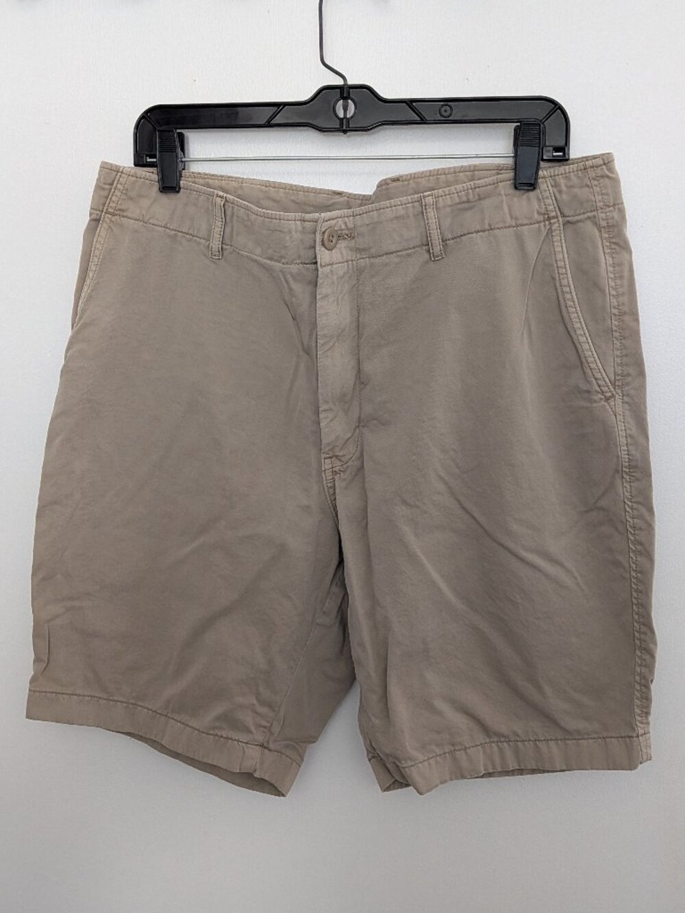 Uniqlo Chino Shorts Mens L Beige Khaki Cotton 33-36 Waist